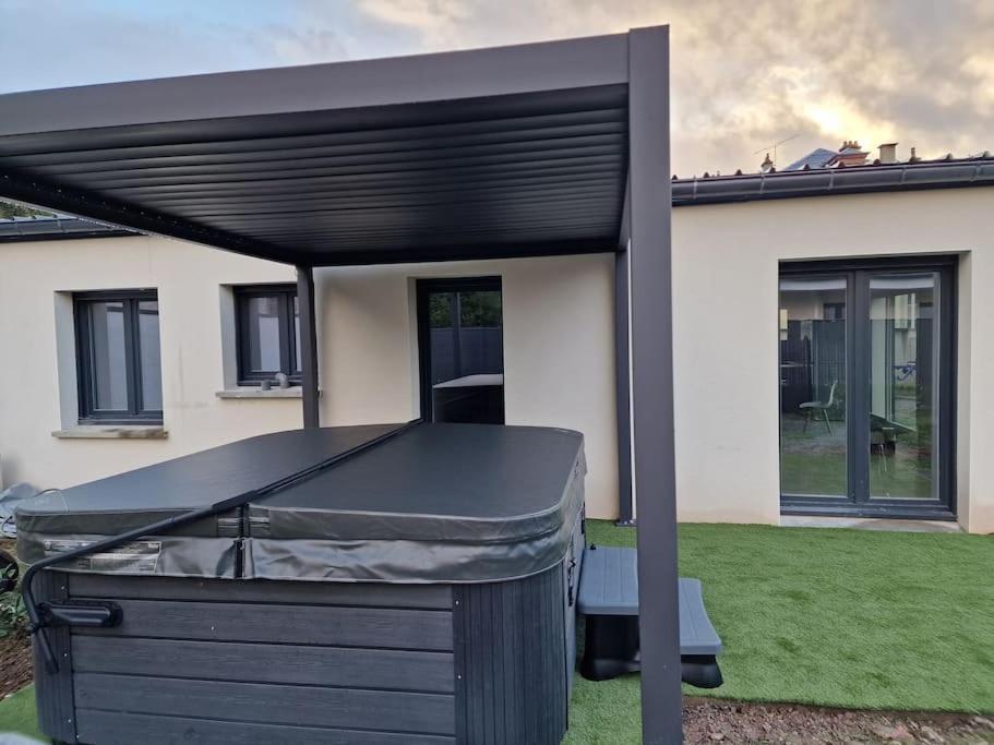 Maison Avec Jacuzzi Et Sauna Épinal Eksteriør billede
